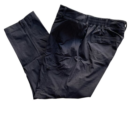 Women's Travel Pant, Kirkland Signature, 10, Black, NWT - Picture 4 of 5